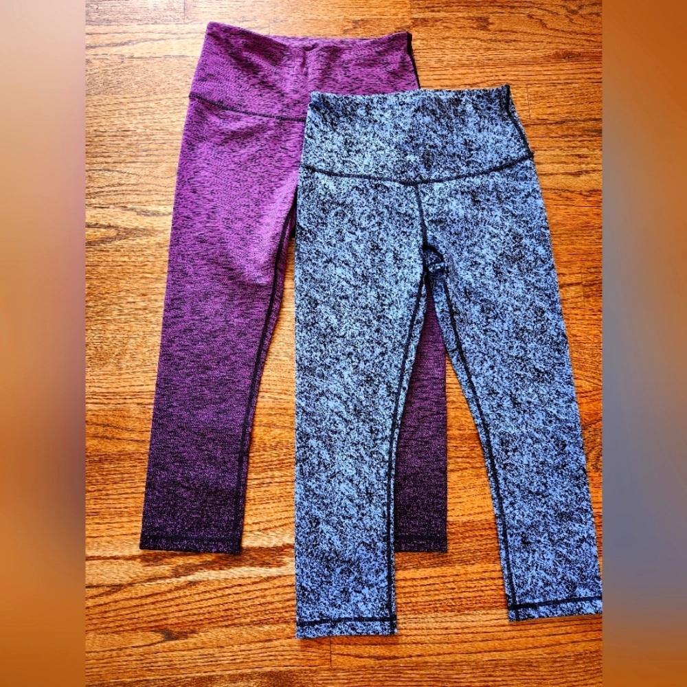Two Pairs of Kirkland Signature Leggings Blue Gray Purple Black Like New!